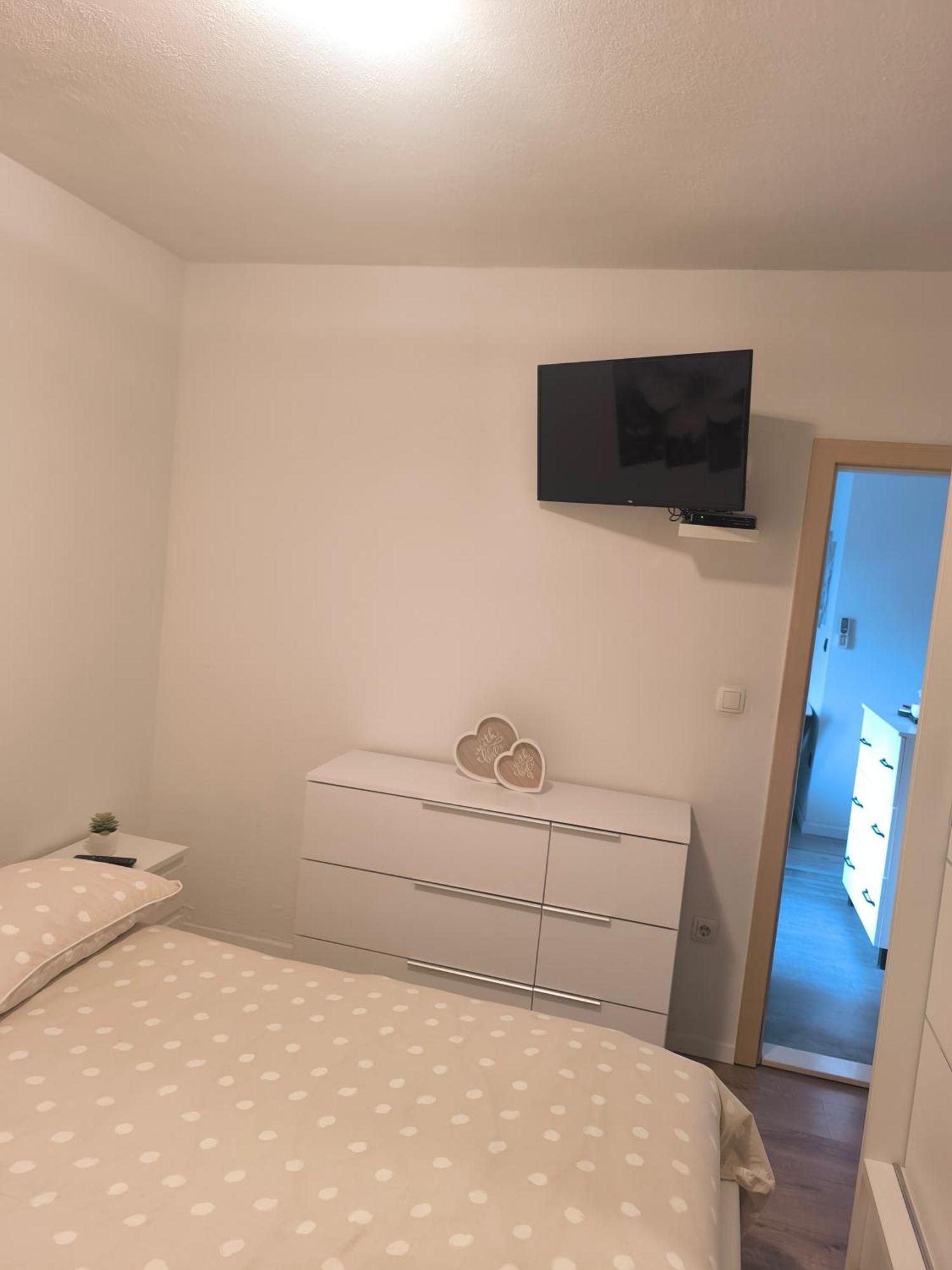 Apartman Rex Svinisce Værelse billede